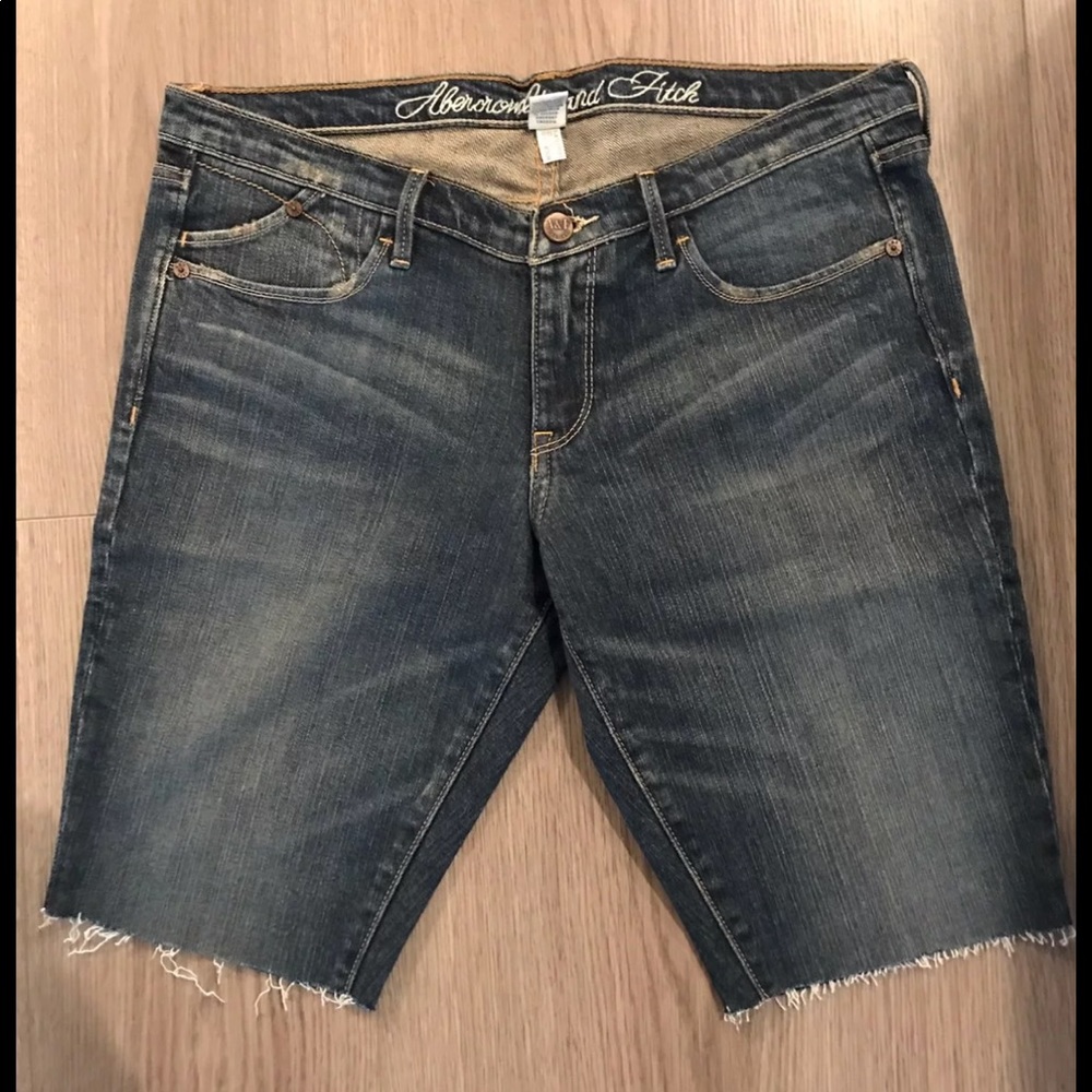 Abercrombie and fitch denim shorts size 10